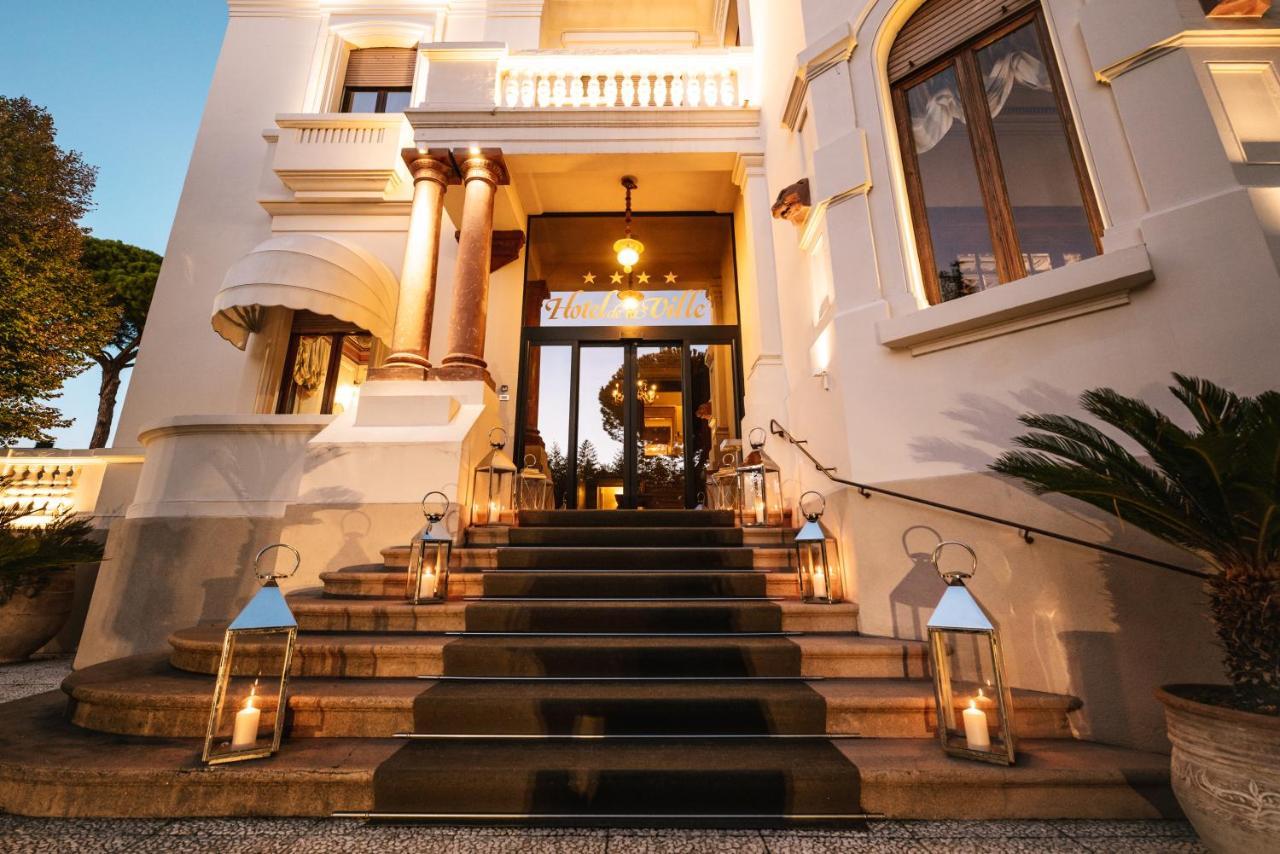 Hotel De La Ville Riccione Exterior foto