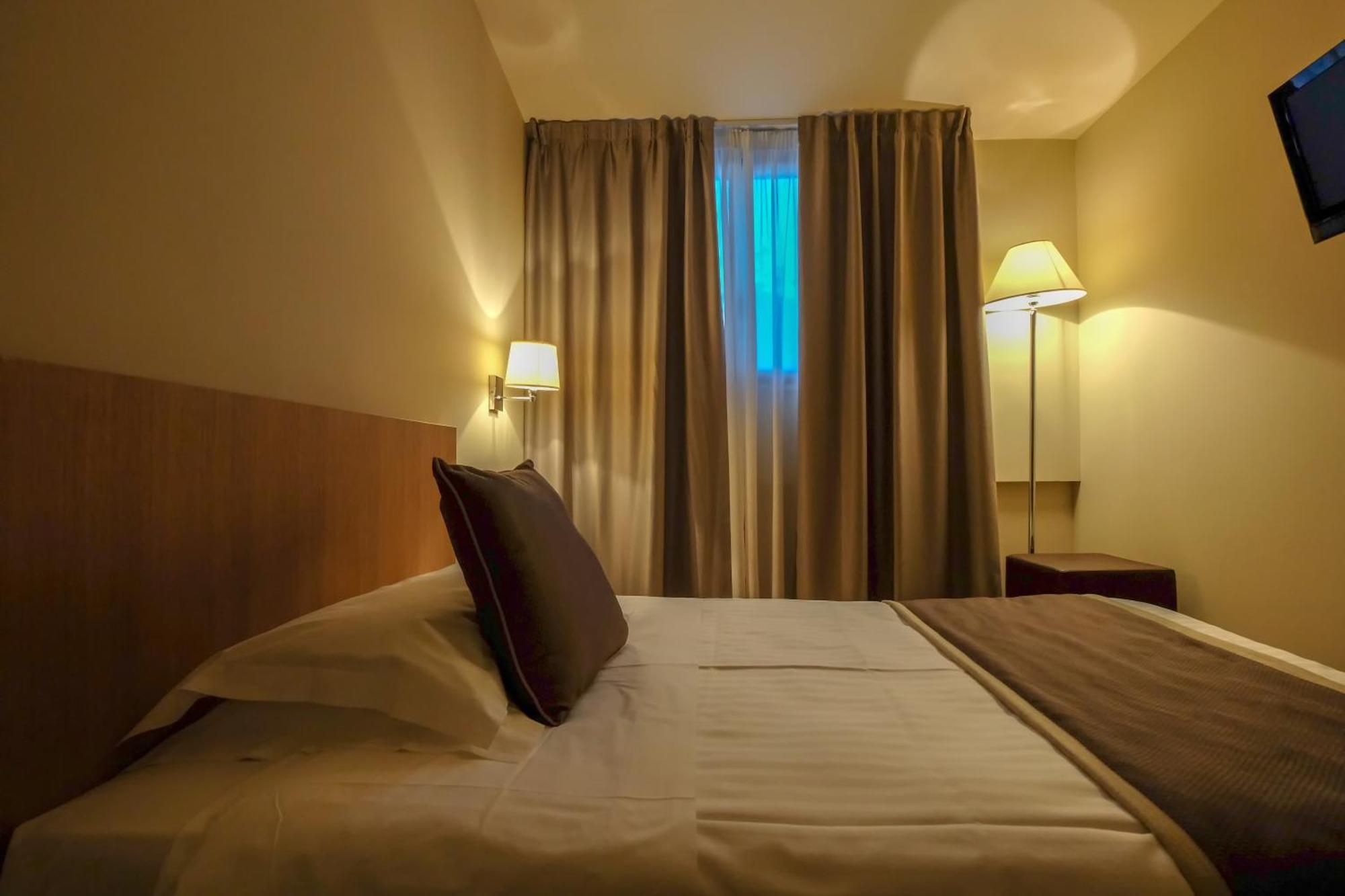 Hotel De La Ville Riccione Quarto foto